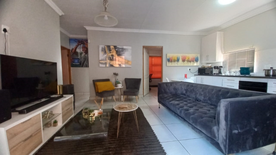 4 Bedroom Property for Sale in Langenhovenpark Free State